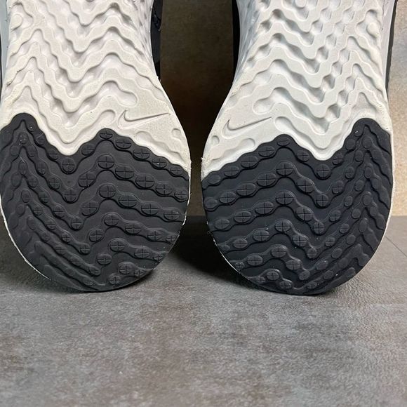 Nike Odyssey React 2 Shield BQ1672-002 Women's Black & Purple Running Shoe Sz 9M - Picture 13 of 16